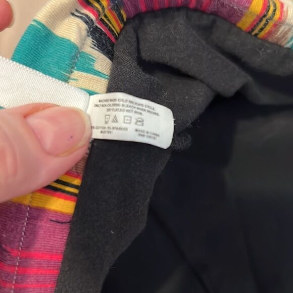 Legacy knit skirted pants cute tribal print on skirt pants are black GUC - Picture 9 of 10